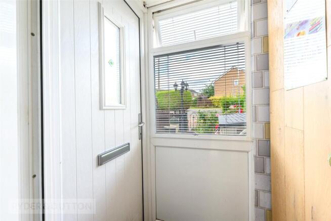 3 bed Semi-Detached for sale Image 6
