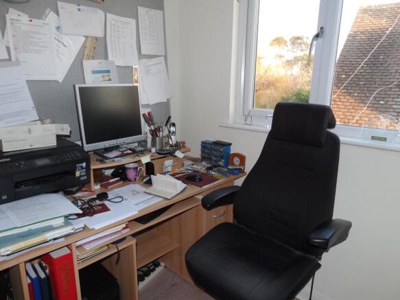 Photo 10