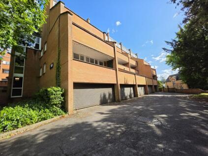 Flat , Jefford House, Copplestone Drive, Exeter EX4 4NG