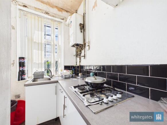 4 bed Terraced for sale Image 4
