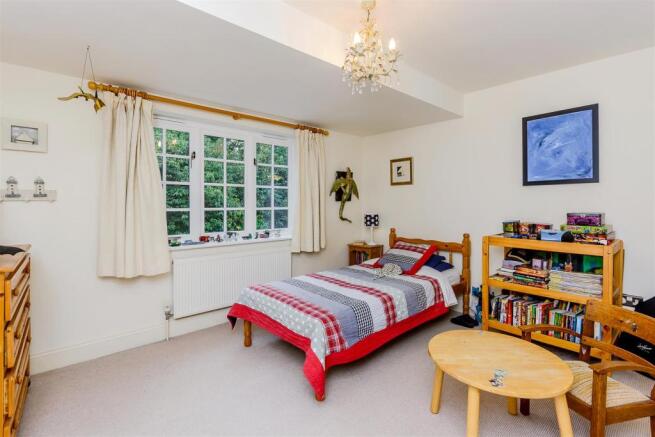 8314278-interior07.jpg
