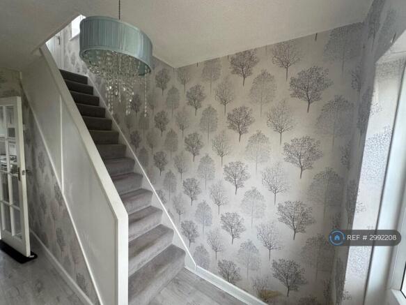 3 bed Semi-Detached to rent Image 10