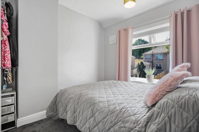 3 bed Semi-Detached for sale Image 12