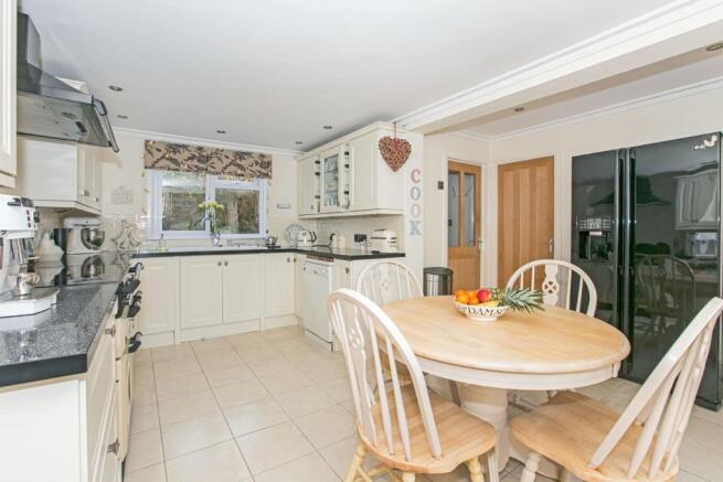 Kitchen/breakfast ro