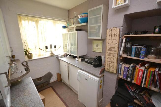 Utility Room.JPG