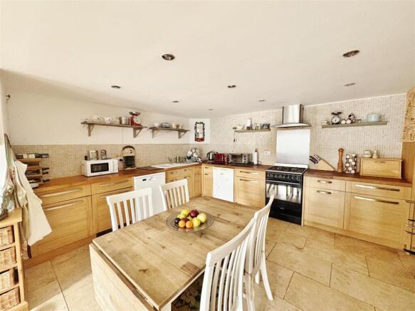 Winsley Road, Bradford-On-Avon photo 4