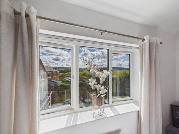 2 bed Terraced for sale Image 8