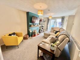 2a Megenna, Stamford Road, Grantham NG33 5JD