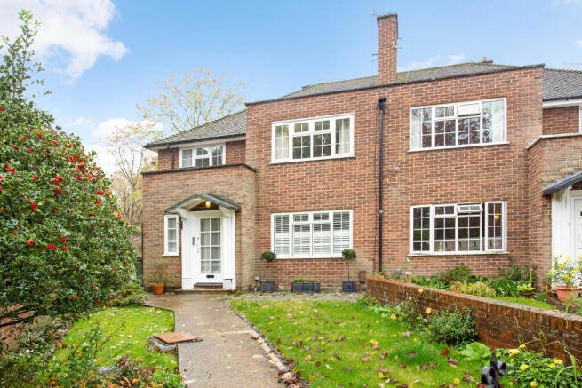 32 Linden Close fpz2