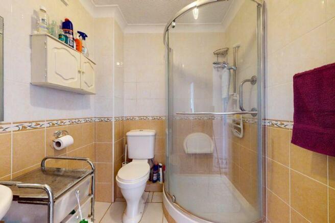 En-Suite Showe...