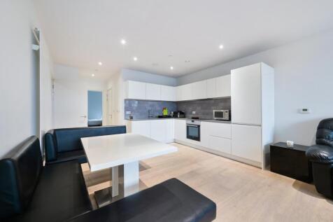 Liner House, Royal Wharf, E16