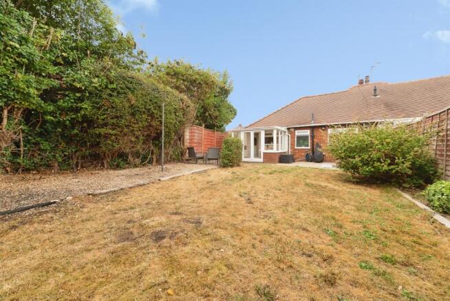 2 bed Semi-Detached Bungalow for sale Image 12