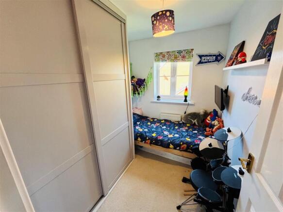 22nightbed3.jpg