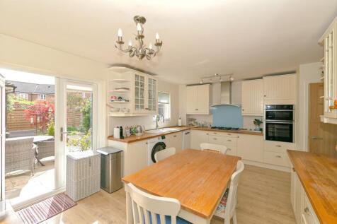 Hopton Grove, Newport Pagnell, MK16
