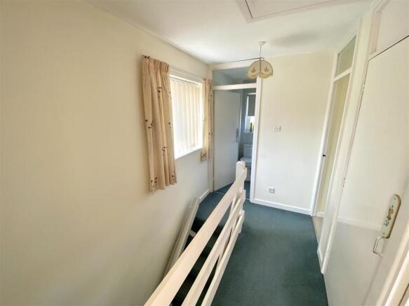 FIRST FLOOR STAIRS & LANDING