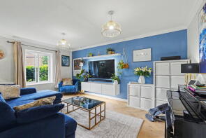 6, De Havilland Walk, Chatham ME4 6FH