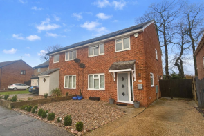 64, Skiddaw Close, Braintree CM77 7UR