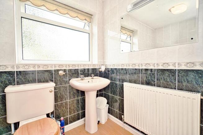 Bathroom2