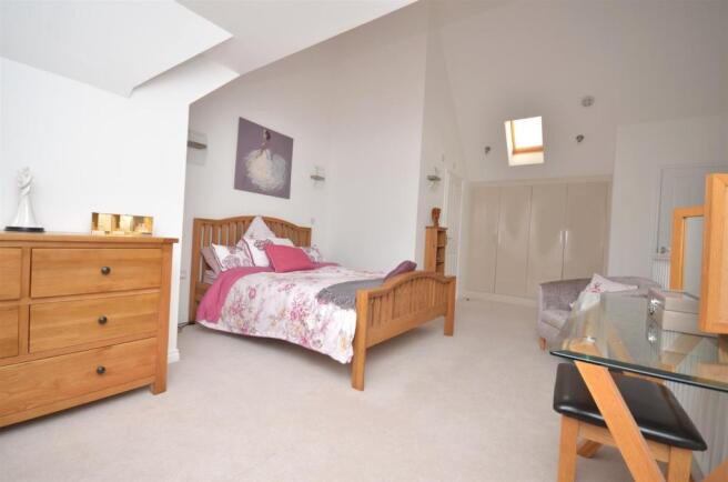 Master Bedroom A.jpg