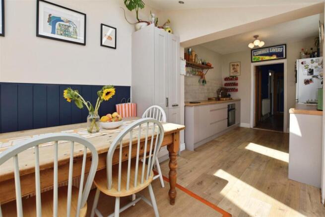 2 bed Terraced for sale Image 12