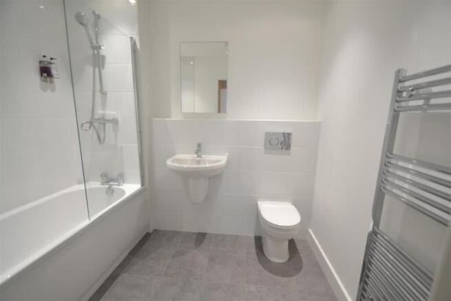 1 bed Apartment to rent Image 5