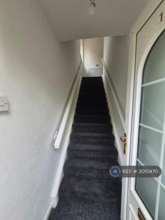2 bed Maisonette to rent Image 10