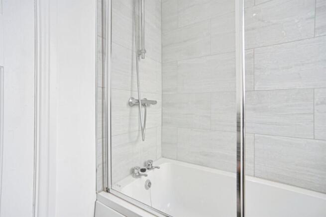 3 bed Semi-Detached for sale Image 12
