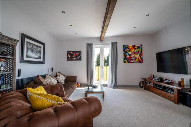 4 bed Detached for sale Image 6