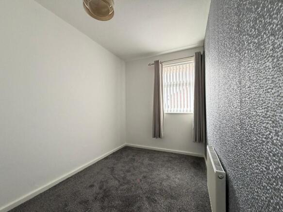 3 bed Terraced for sale Image 6