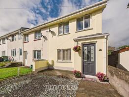 12, Millfield, Whitland SA34 0QN