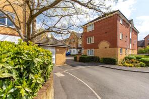 44, Butlers Close, St George, Bristol BS5 8AW