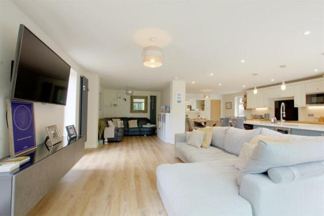 Dining/Living Kitchen
