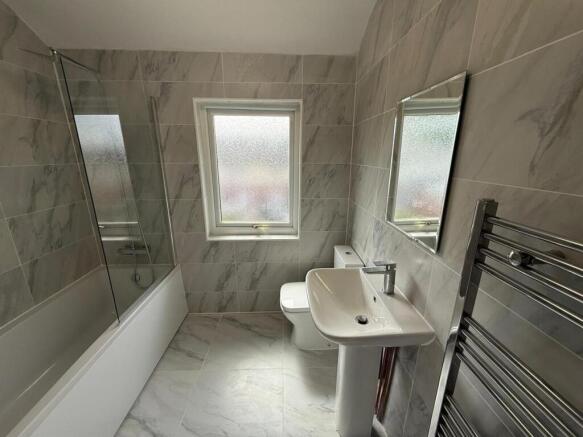 2 bed Terraced for sale Image 8