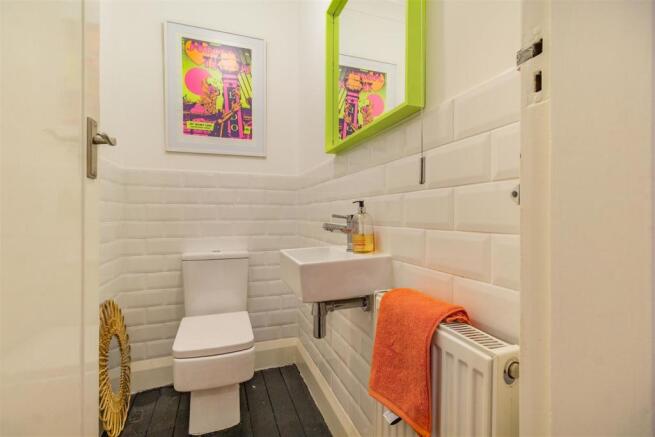 8504169-interior22.jpg