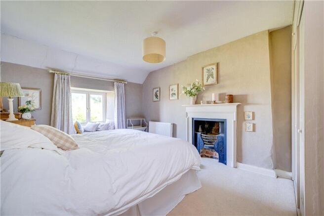 2 bed Semi-Detached for sale Image 6