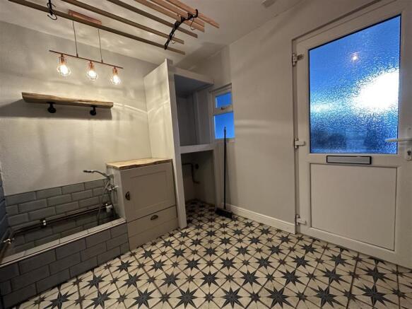 utility room.jpeg