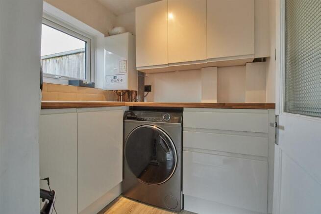 UTILITY ROOM TO REAR