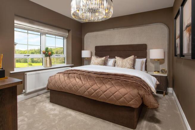 5 bed Detached for sale Image 12