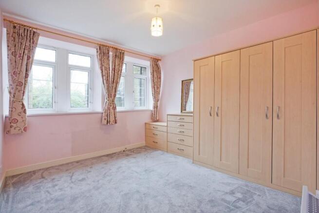 2 bed Apartment for sale Image 4