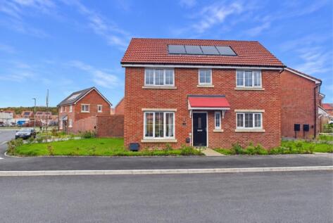 Greendale Crescent, Skelton Gate, Leeds, West Yorkshire, LS9