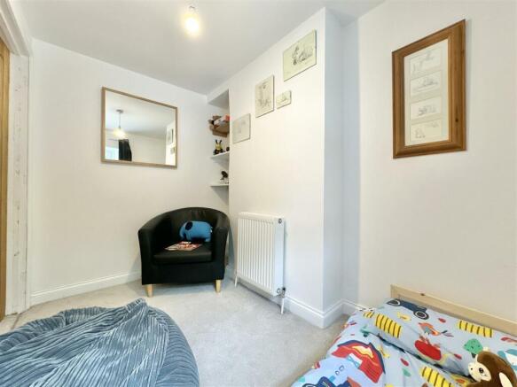Bedroom  2.jpg
