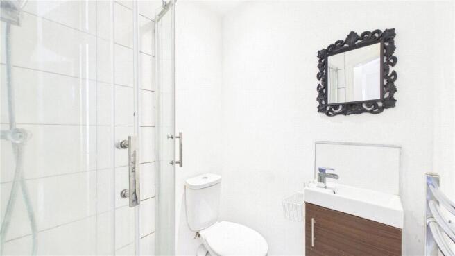 12 bed Apartment to rent Image 10