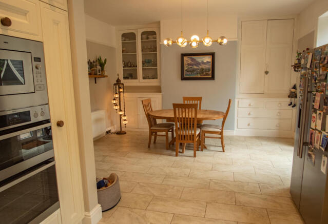 open plan kitchen diner