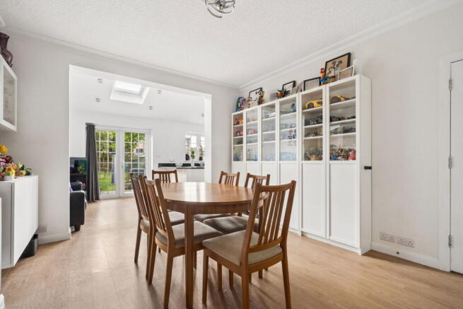 Pinner Park Avenue, Harrow, HA2 6LF photo 4