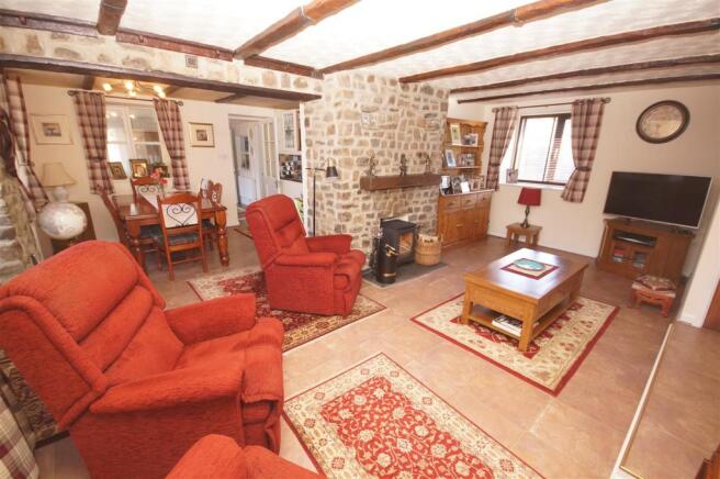 Living Room.JPG