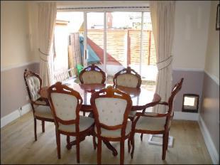 DINNING ROOM