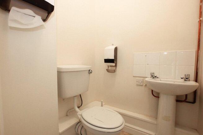 3 bed Terraced for sale Image 11