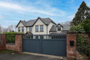 10, Rivermead Avenue, Altrincham WA15 0AN