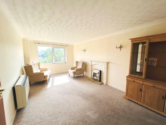 Sitting Room 1.JPEG