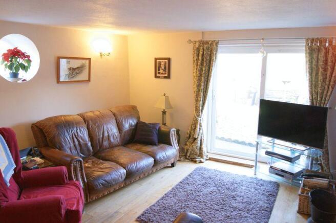 Lounge 2